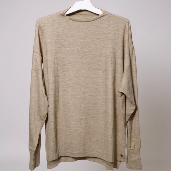 Women’s  Beige Long Sleeve Shirt - Picture 1 of 6